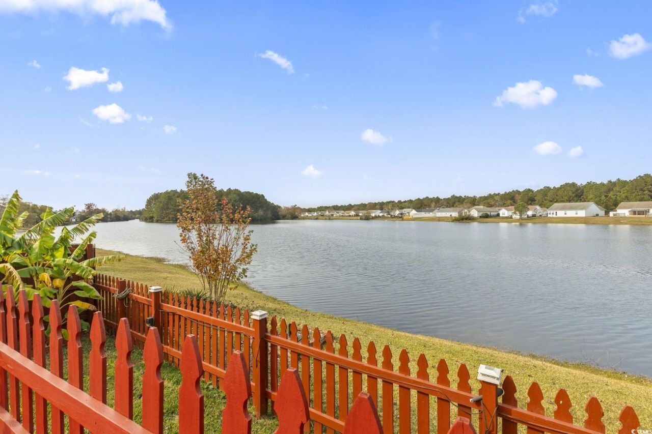 206 Weyburn St. Photo 28