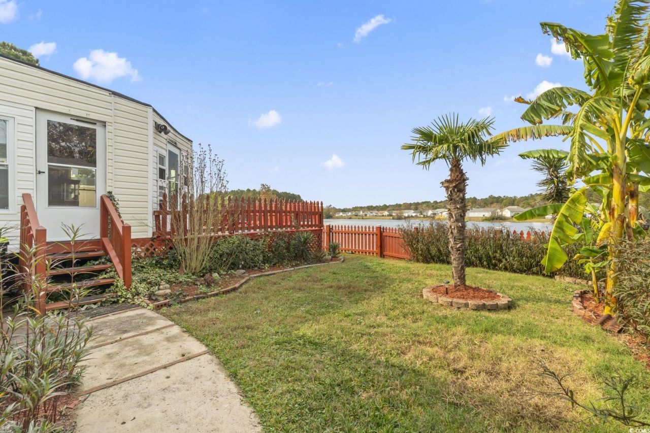 206 Weyburn St. Photo 33