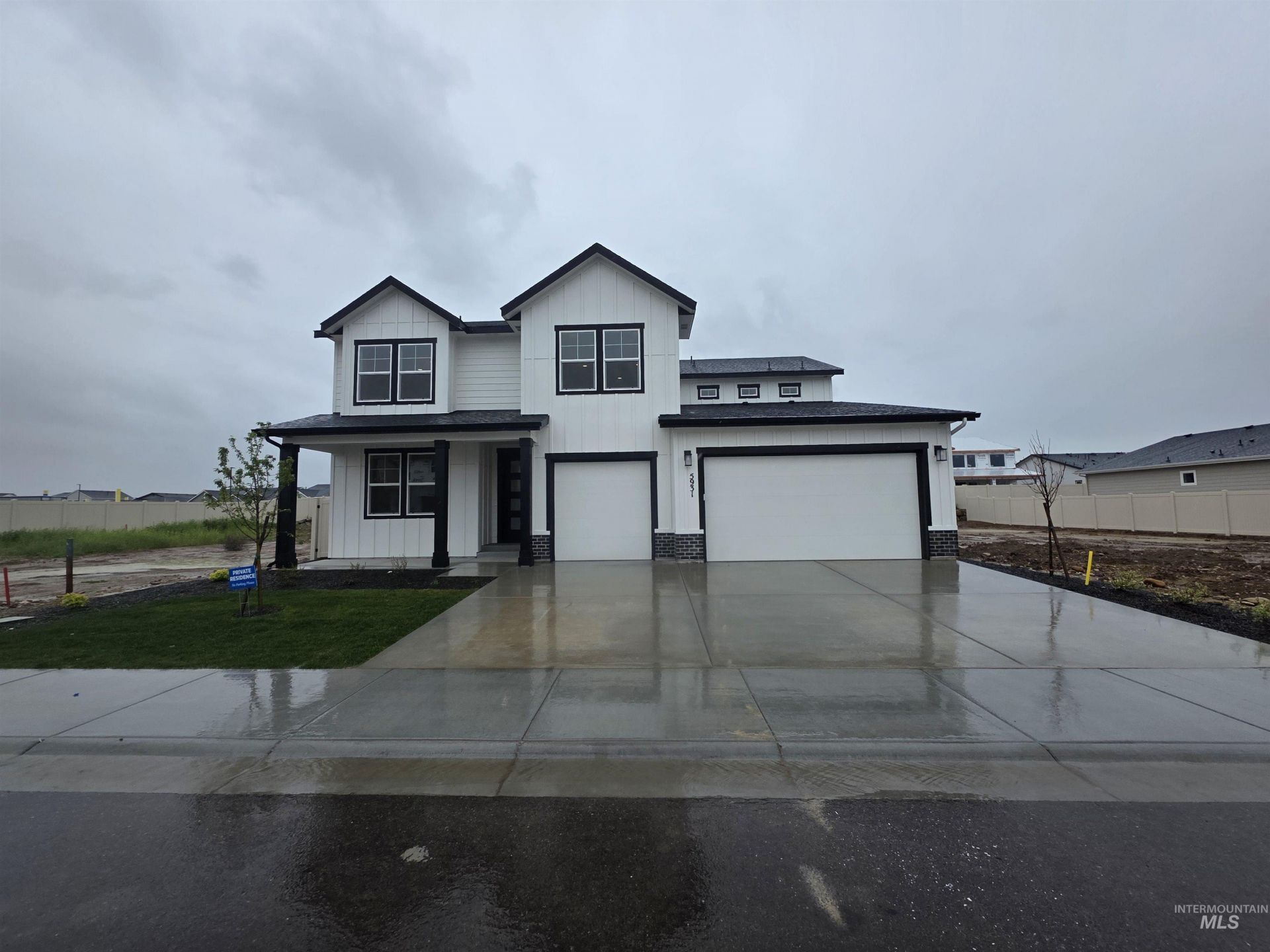 5931 W Parachute Dr, Meridian, ID 83646 Main Photo