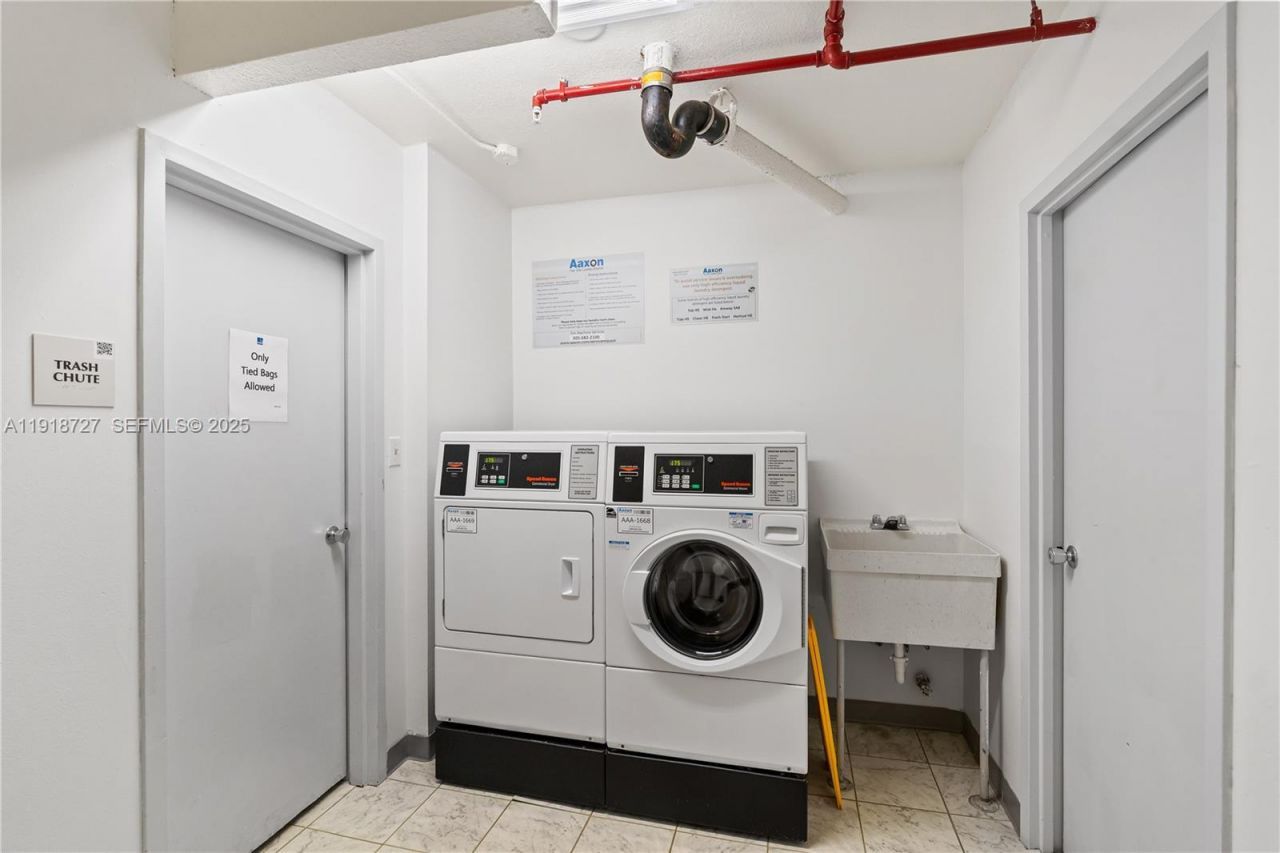 3675 N Country Club Dr, Unit 2201, Aventura, FL 33180 Photo