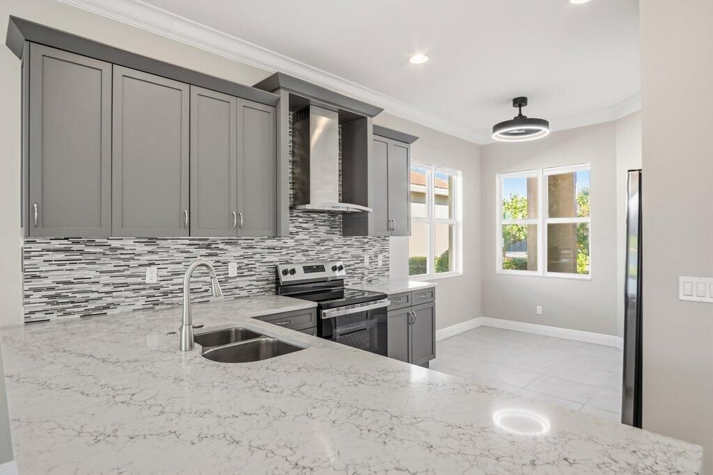 9214 SW Michele Way, Port Saint Lucie, FL 34987 Photo