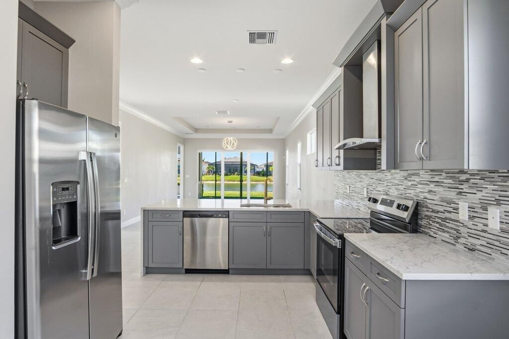 9214 SW Michele Way, Port Saint Lucie, FL 34987 Photo