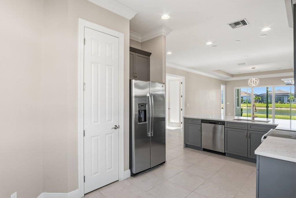 9214 SW Michele Way, Port Saint Lucie, FL 34987 Photo