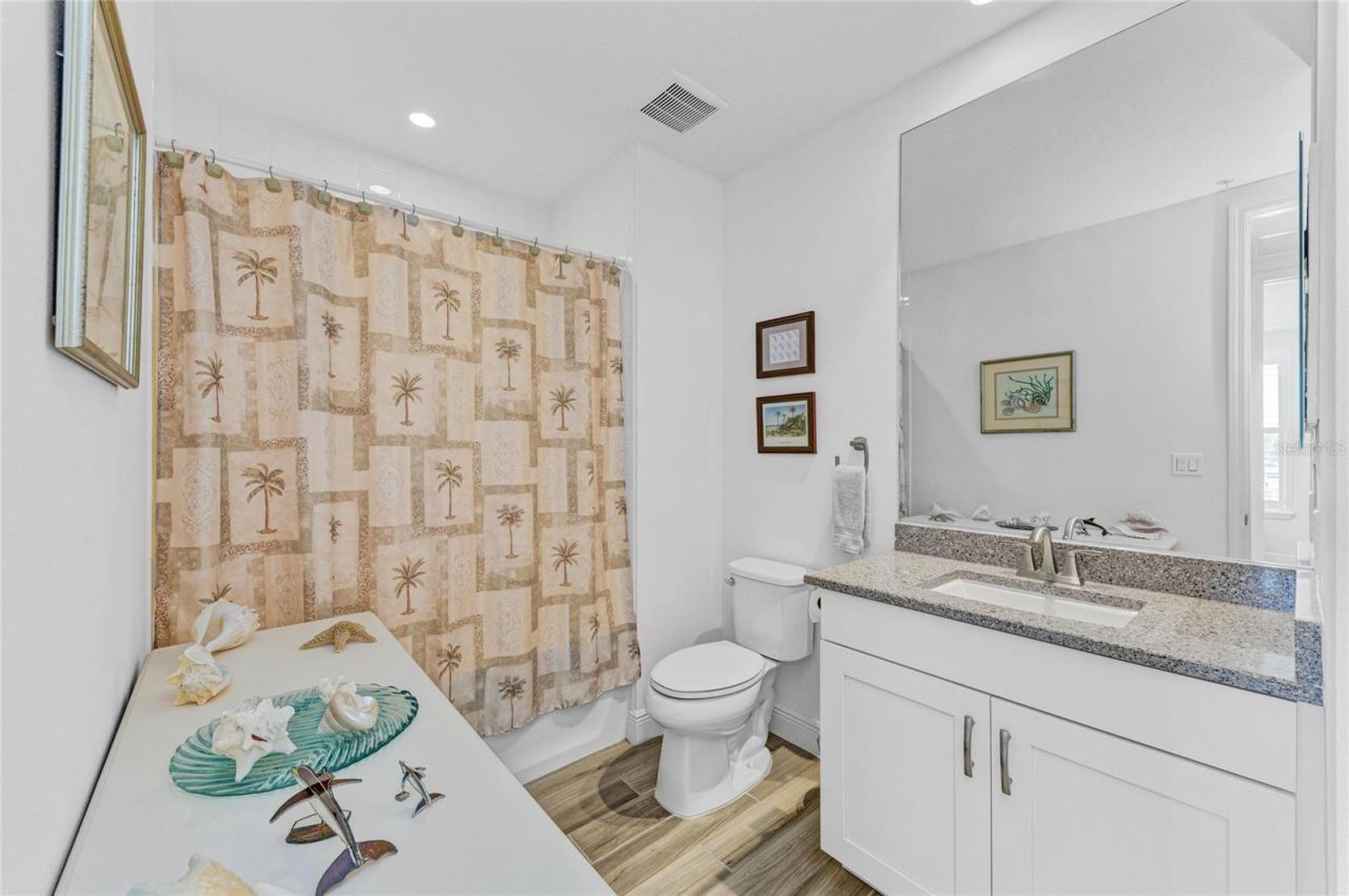 10530 Boardwalk Loop, Unit 202, Bradenton, FL 34202 Photo