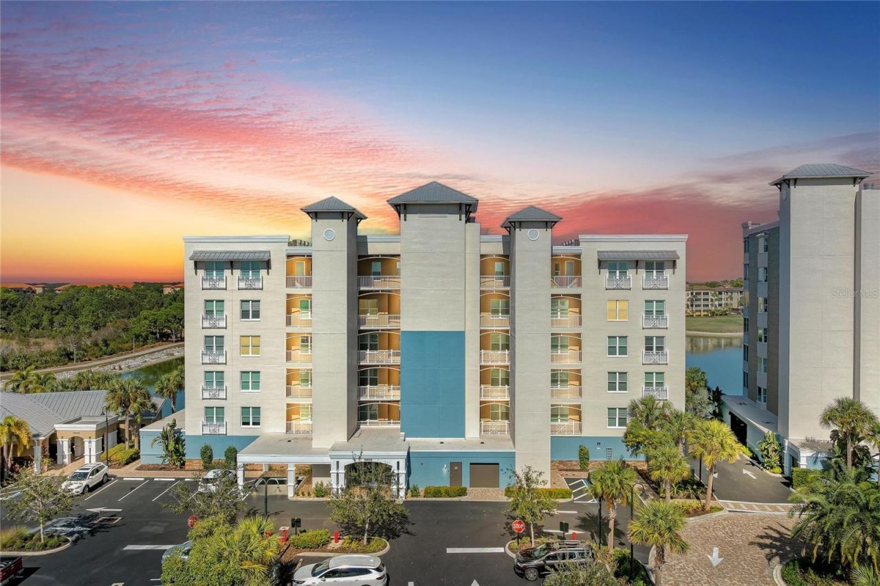 10530 Boardwalk Loop, Unit 202, Bradenton, FL 34202 Photo