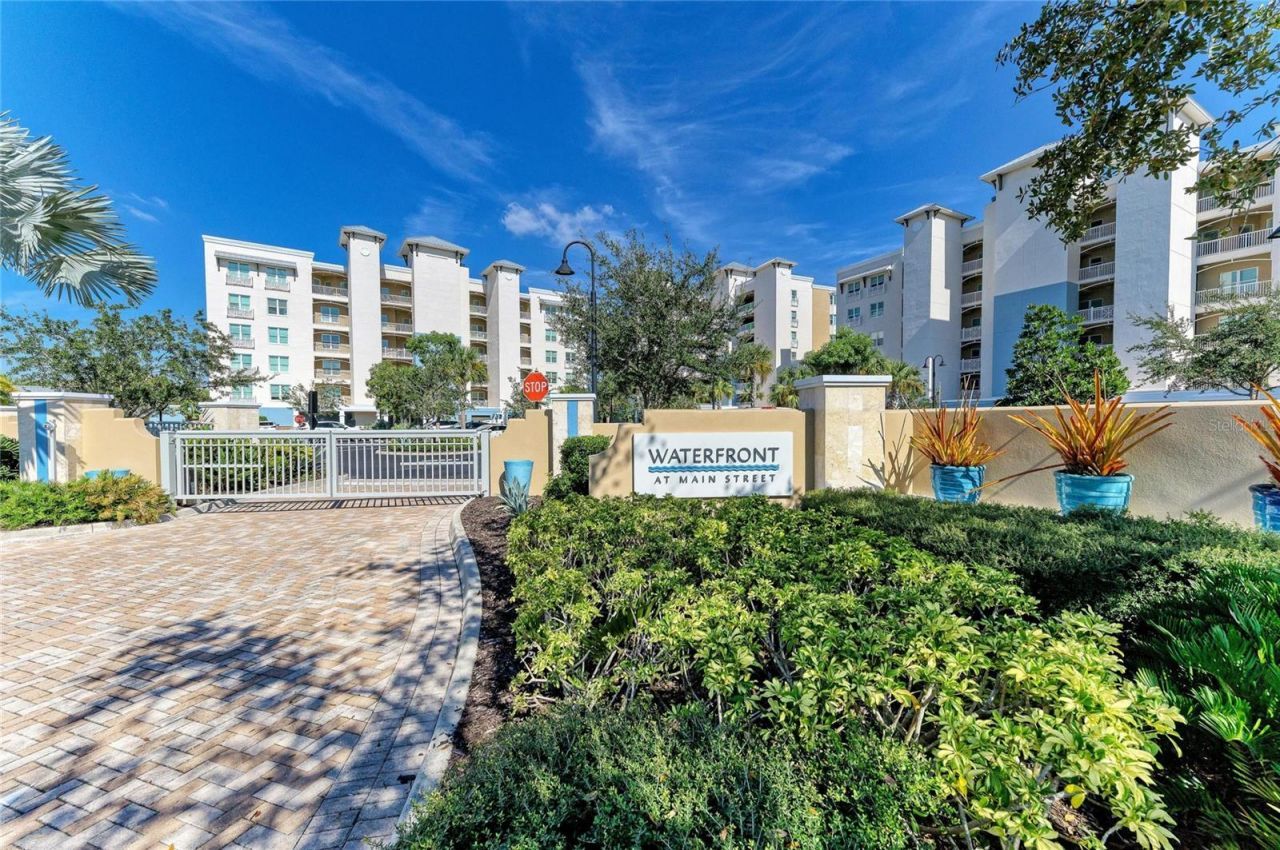 10530 Boardwalk Loop, Unit 202, Bradenton, FL 34202 Photo