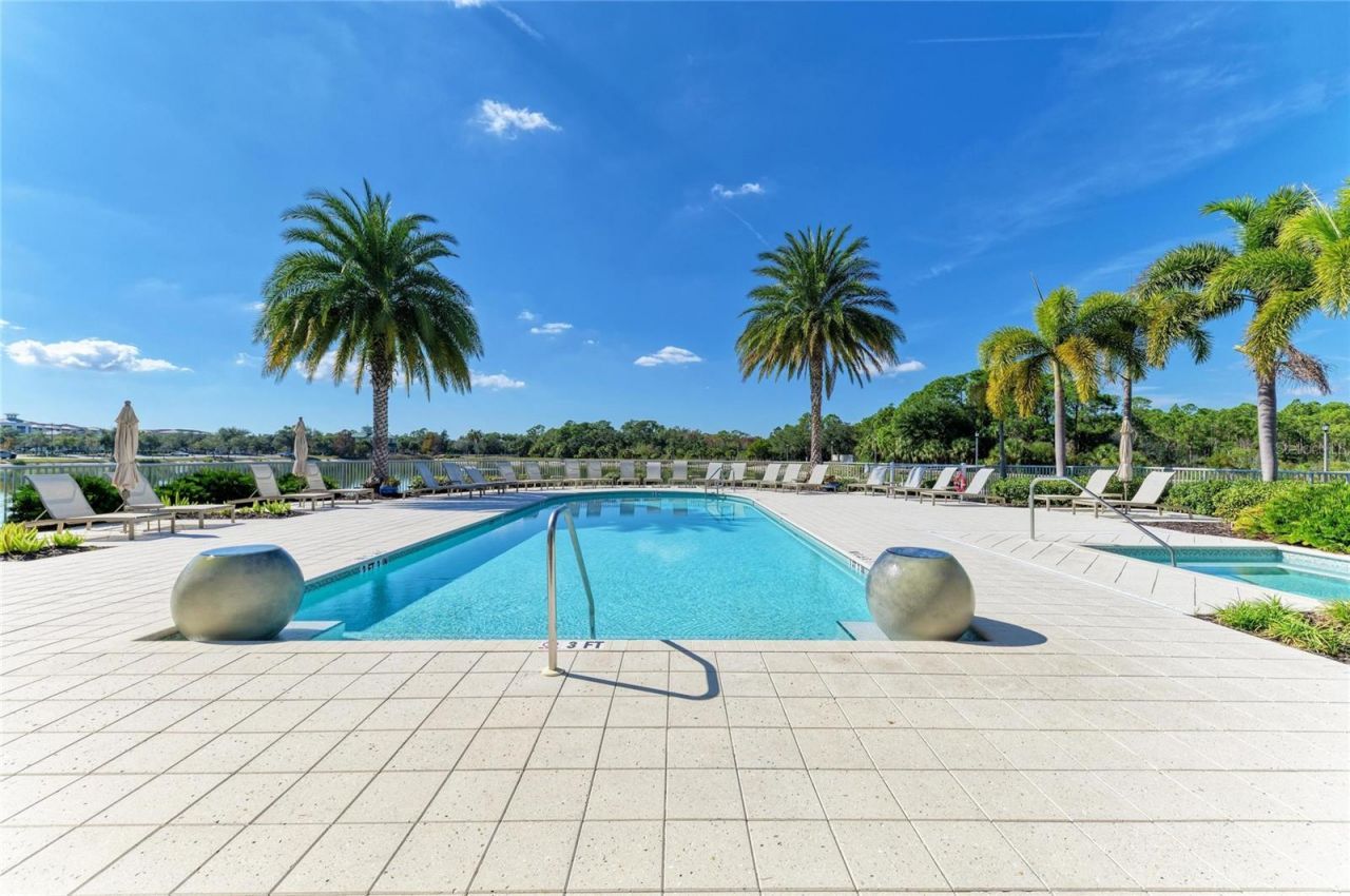 10530 Boardwalk Loop, Unit 202, Bradenton, FL 34202 Photo