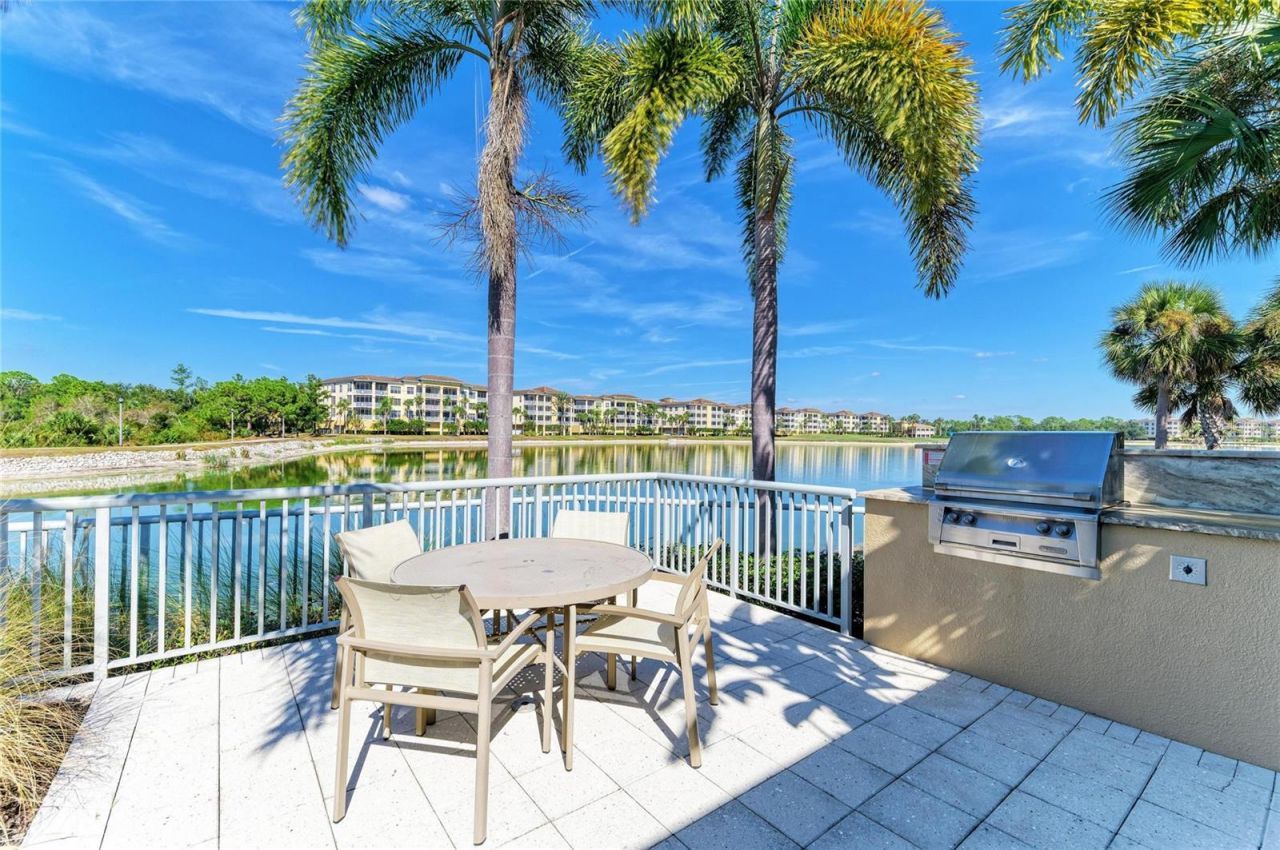 10530 Boardwalk Loop, Unit 202, Bradenton, FL 34202 Photo
