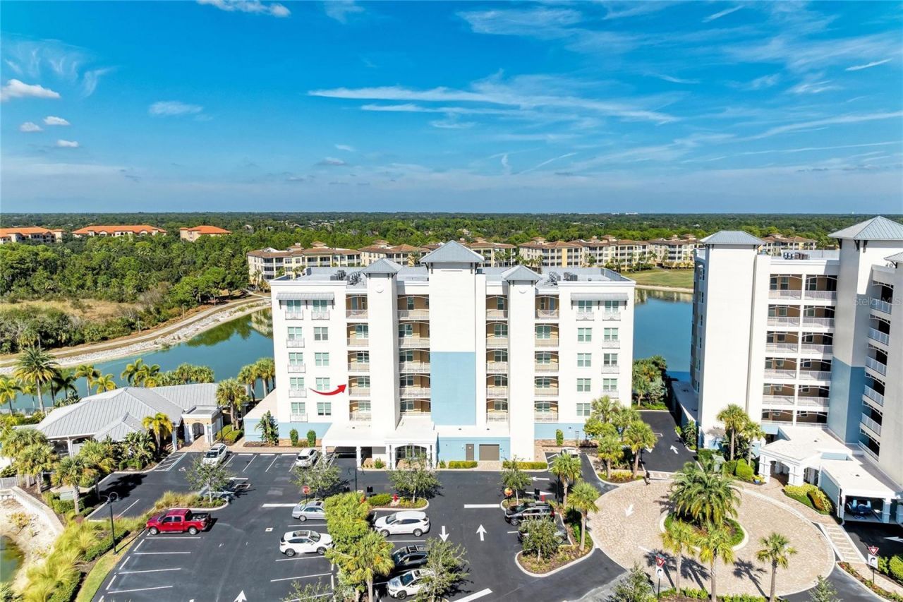 10530 Boardwalk Loop, Unit 202, Bradenton, FL 34202 Photo