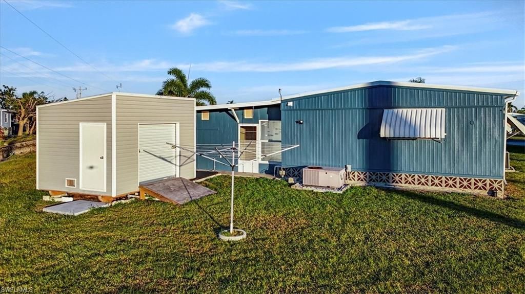 3169 Saturn Cir, North Fort Myers, FL 33903 Photo