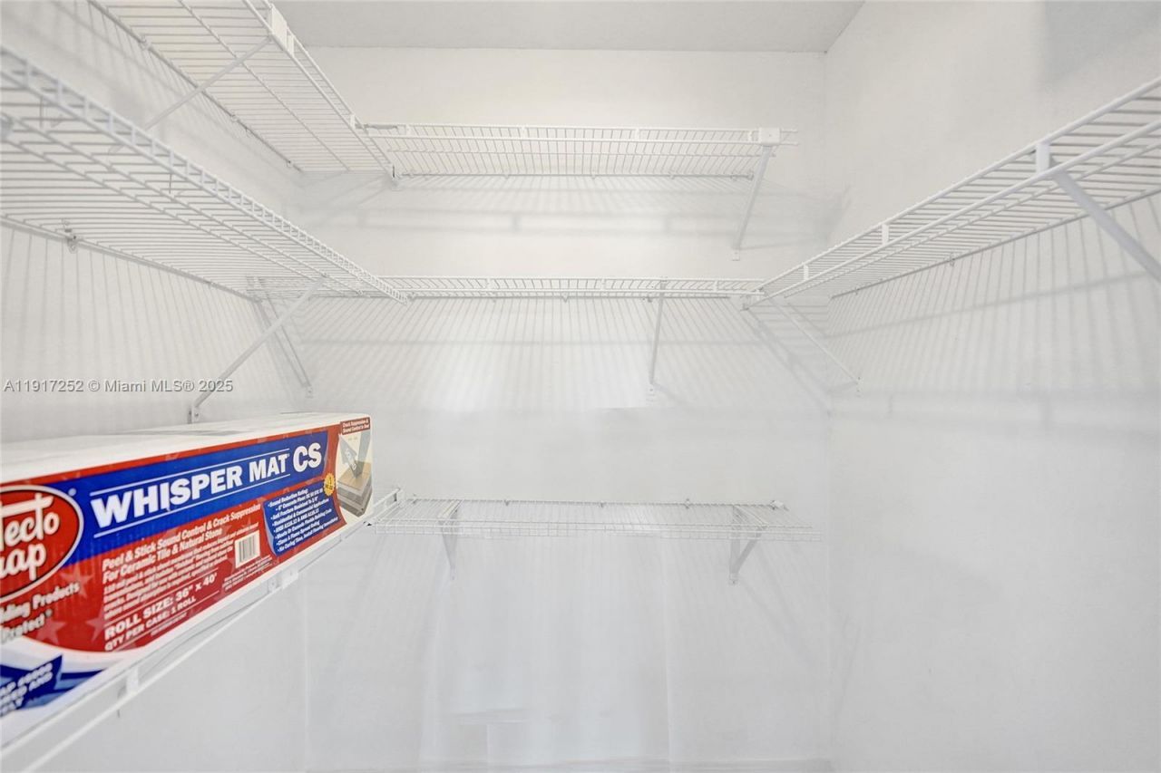 4164 Inverrary Dr, Unit 305, Lauderhill, FL 33319 Photo