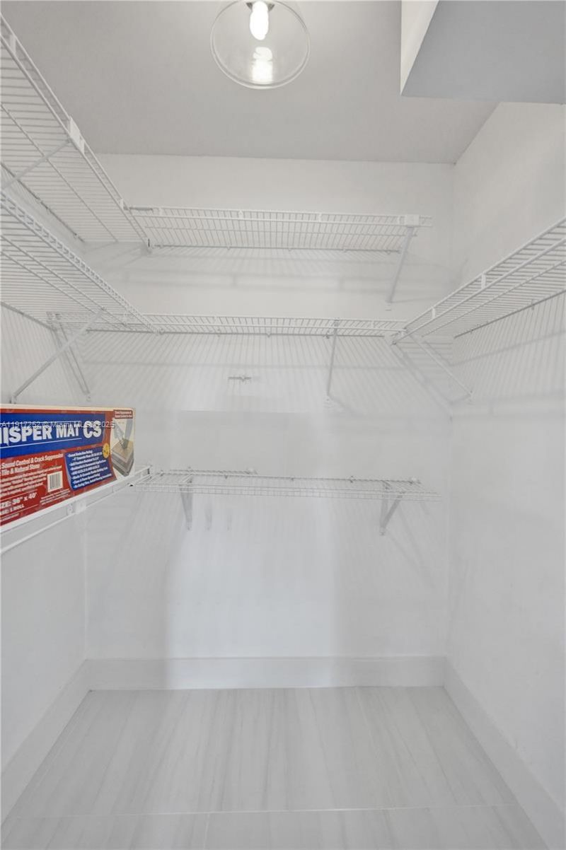 4164 Inverrary Dr, Unit 305, Lauderhill, FL 33319 Photo