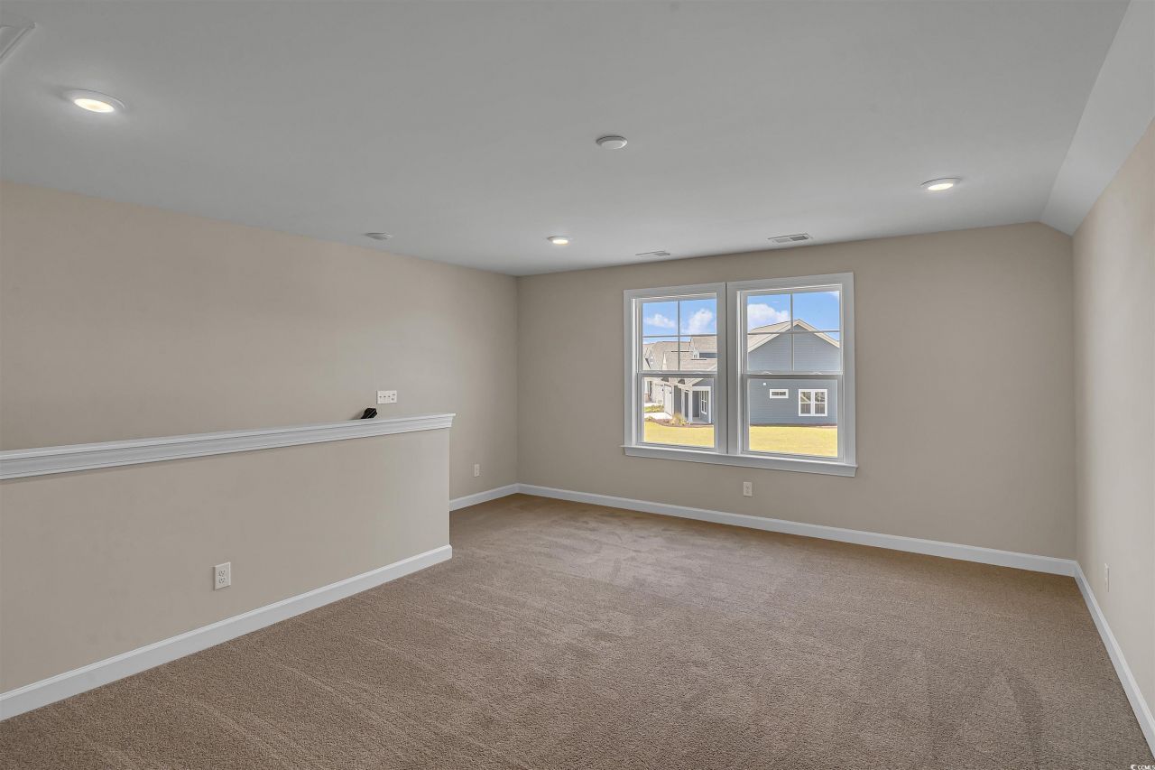 704 St. Vincent Loop Photo 15