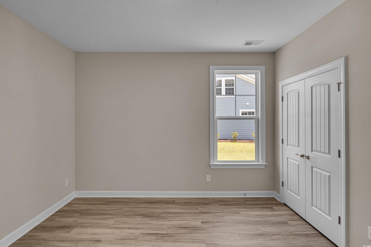 704 St. Vincent Loop Photo 5