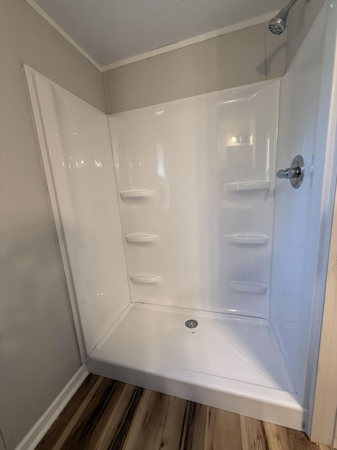 97 Dean Drive Photo 11