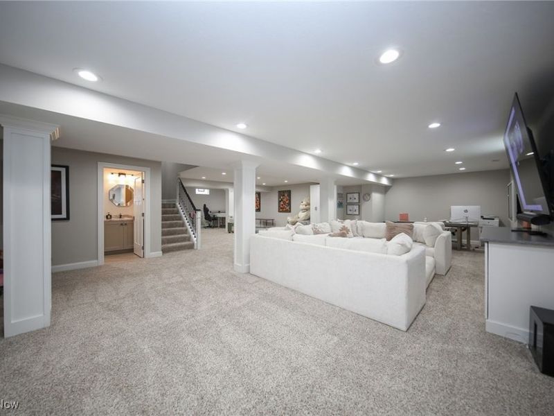 4233 Queens Gate, Avon, OH 44011 Photo 20