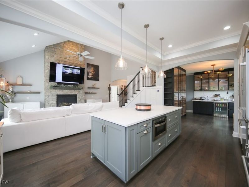 4233 Queens Gate, Avon, OH 44011 Photo 9