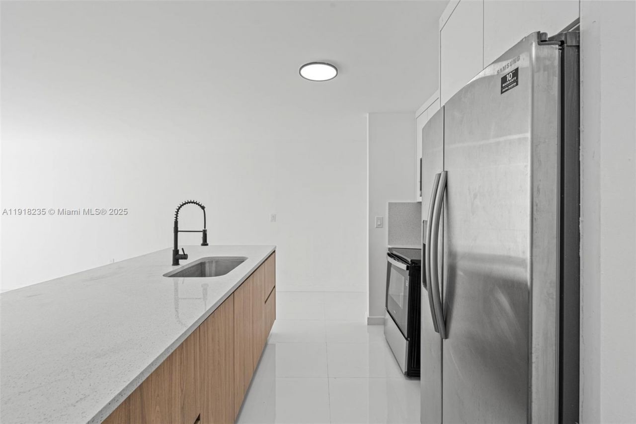 3956 NW 207th St Rd, Miami Gardens, FL 33055 Photo