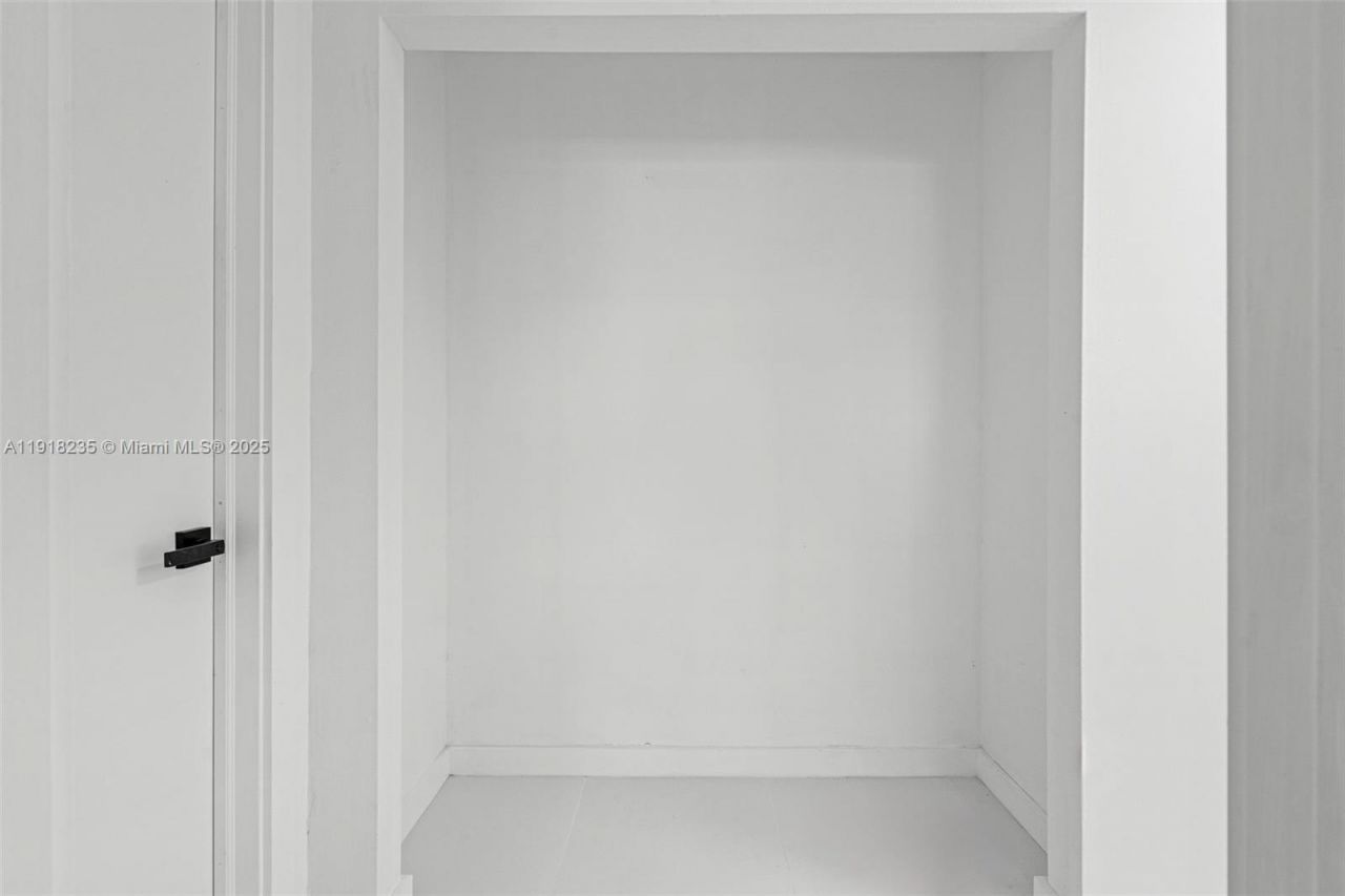 3956 NW 207th St Rd, Miami Gardens, FL 33055 Photo