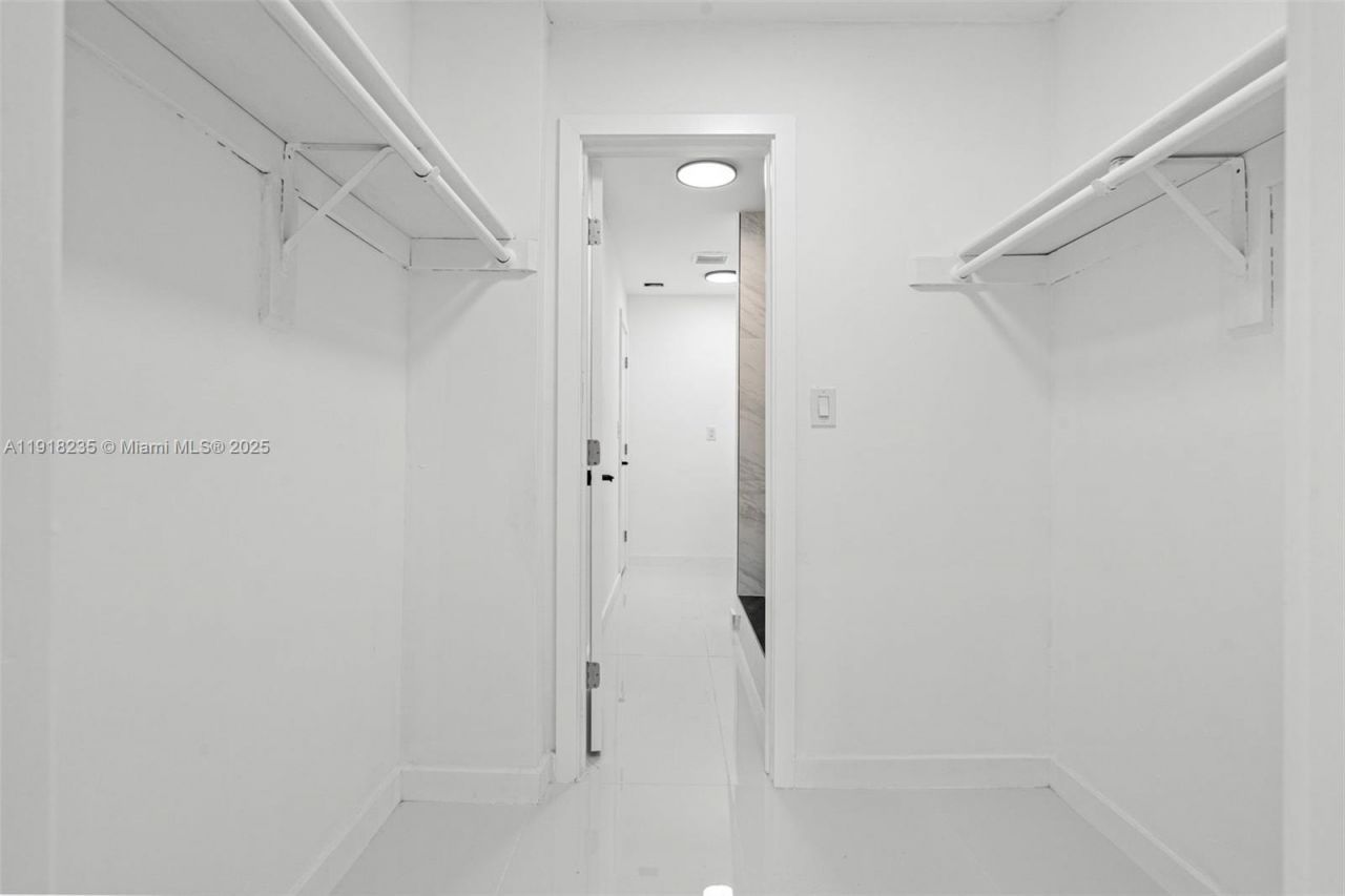 3956 NW 207th St Rd, Miami Gardens, FL 33055 Photo