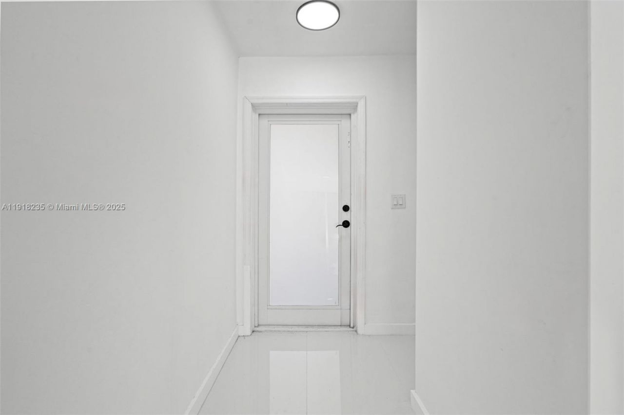 3956 NW 207th St Rd, Miami Gardens, FL 33055 Photo