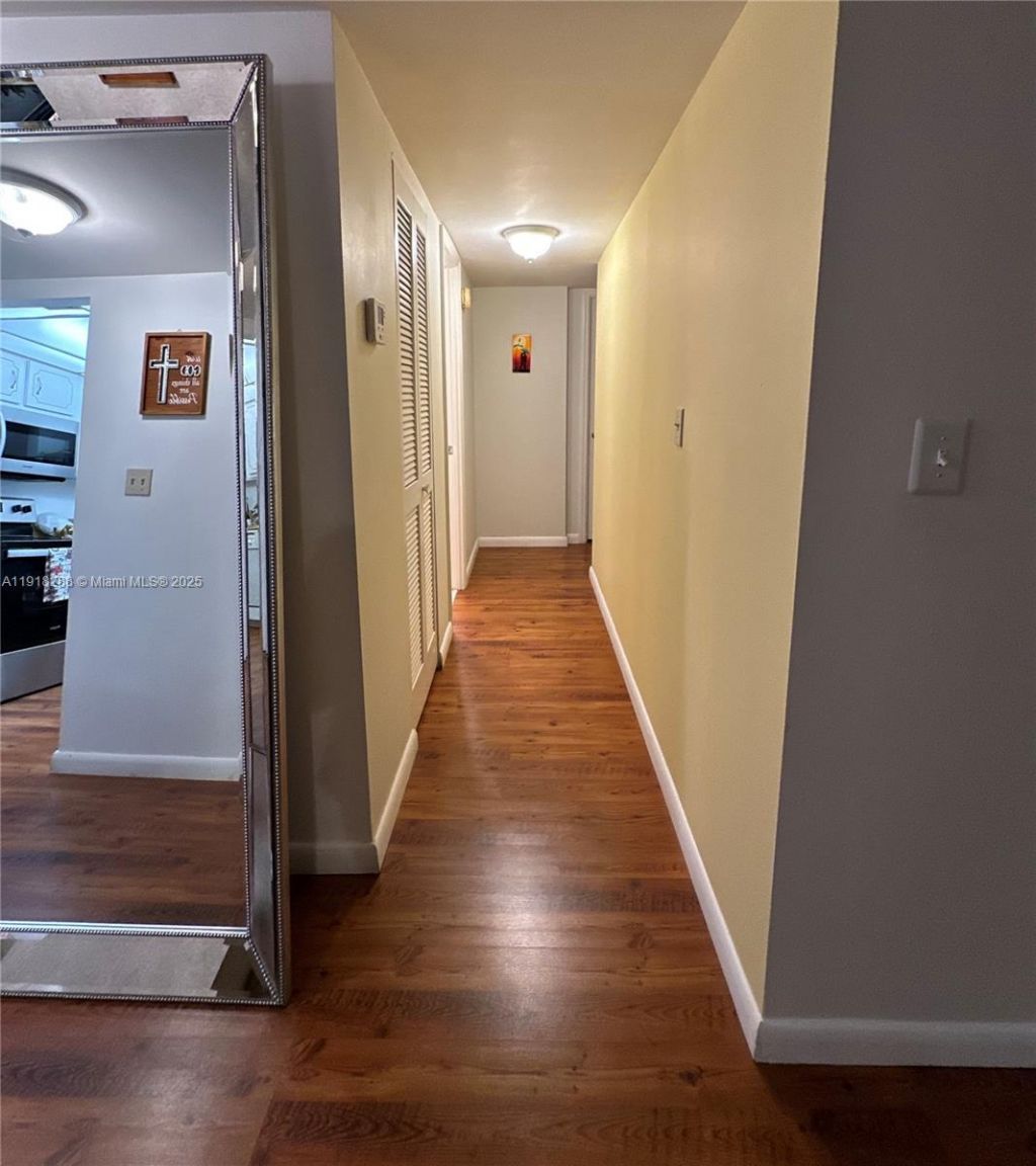 1400 Saint Charles Pl, Unit 612, Pembroke Pines, FL 33026 Photo