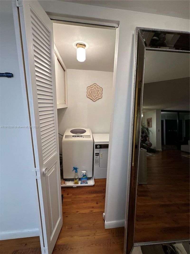 1400 Saint Charles Pl, Unit 612, Pembroke Pines, FL 33026 Photo