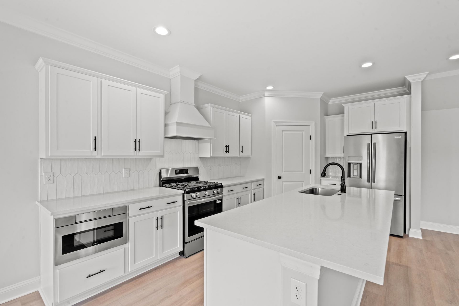 1505 Crooked Hook Rd. Photo 5