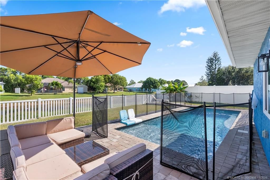 2932 SE Buccaneer Circle, Port Saint Lucie, FL 34952 Photo