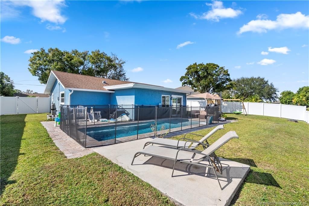 2932 SE Buccaneer Circle, Port Saint Lucie, FL 34952 Photo