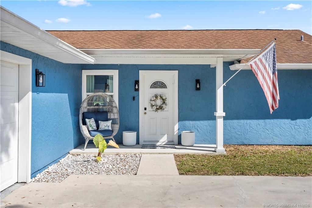 2932 SE Buccaneer Circle, Port Saint Lucie, FL 34952 Photo