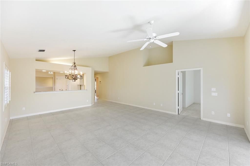 6210 Reserve Cir, Unit 504, Naples, FL 34119 Photo
