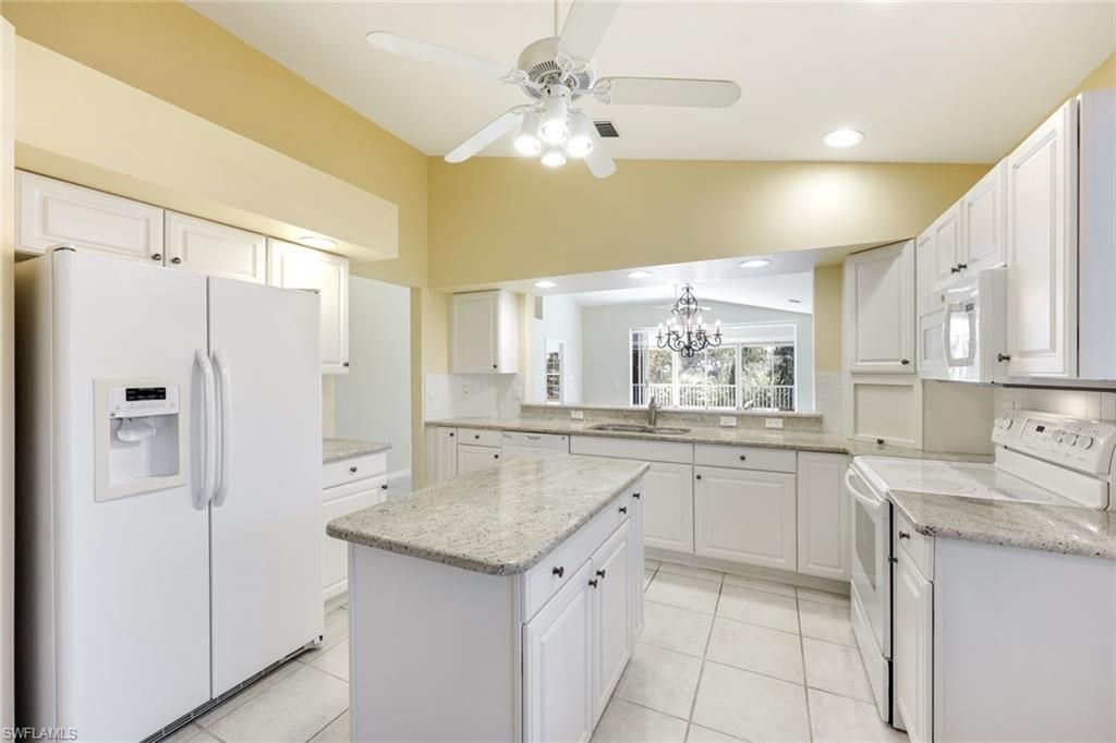 6210 Reserve Cir, Unit 504, Naples, FL 34119 Photo