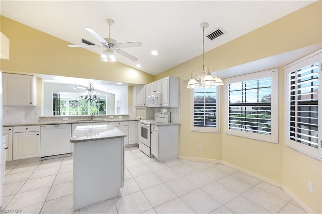 6210 Reserve Cir, Unit 504, Naples, FL 34119 Photo