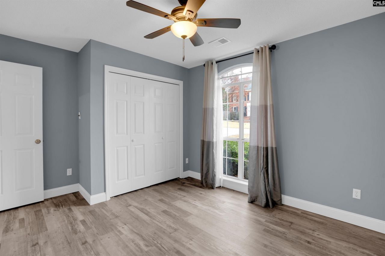 104 Silverstone Road Photo 18