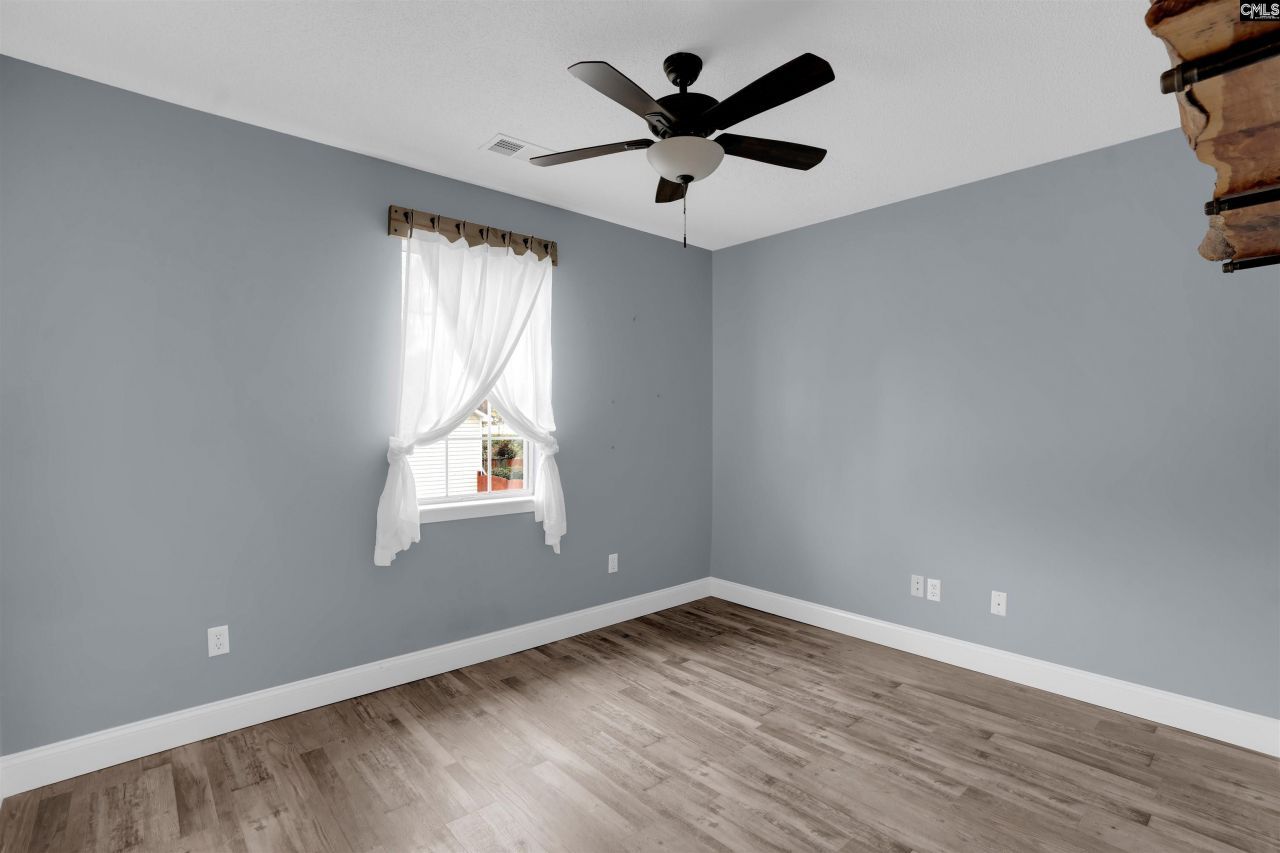 104 Silverstone Road Photo 20