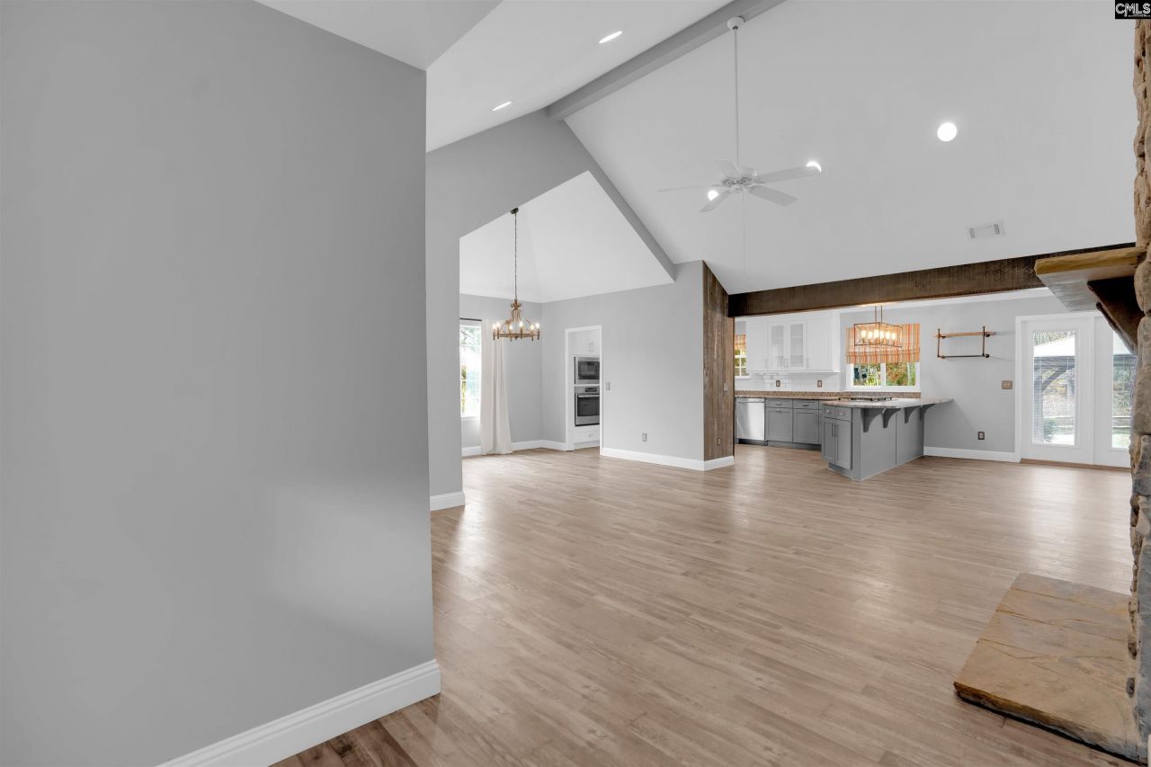 104 Silverstone Road Photo 22