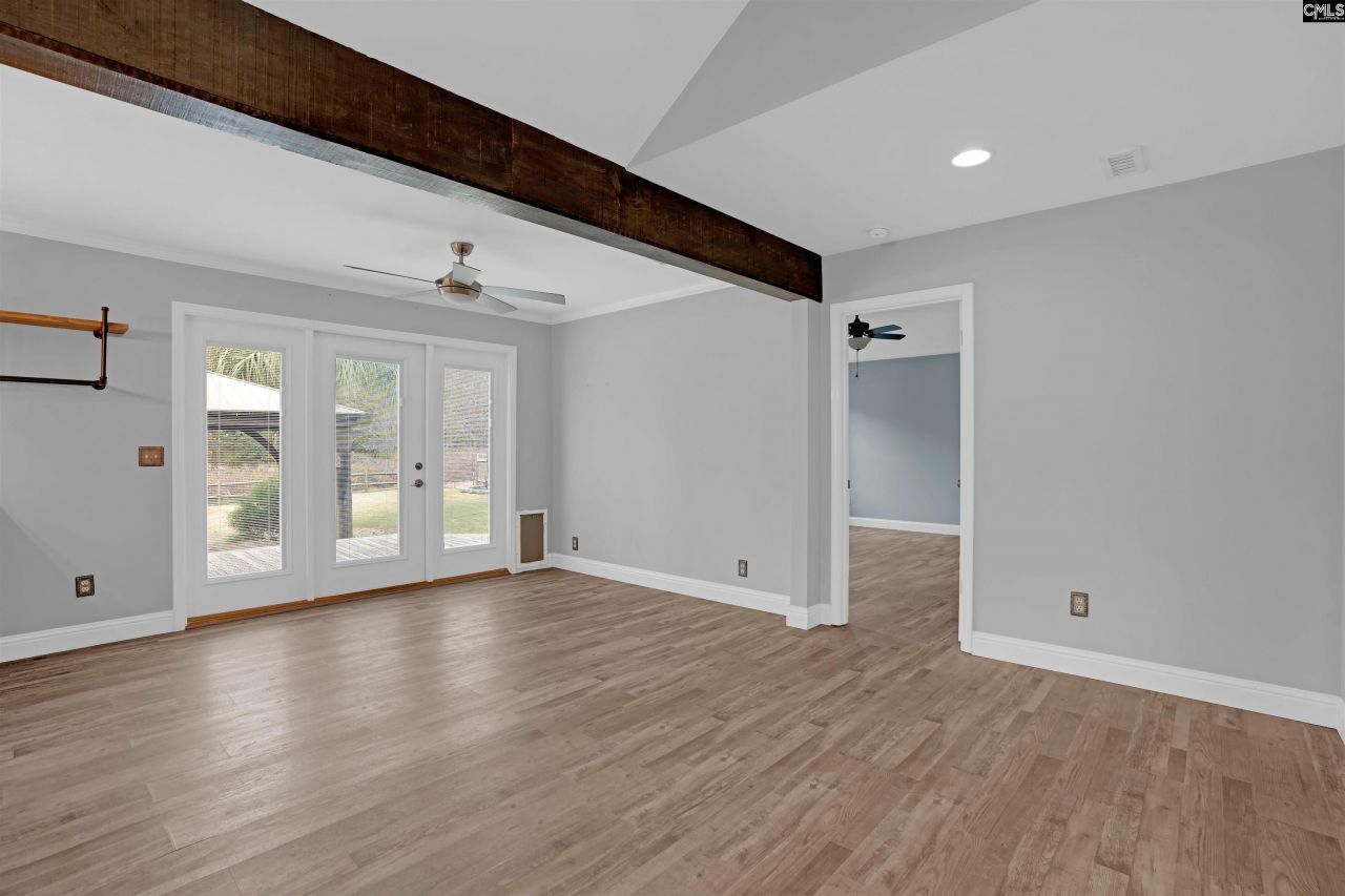 104 Silverstone Road Photo 27