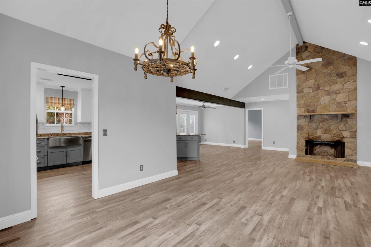 104 Silverstone Road Photo 31