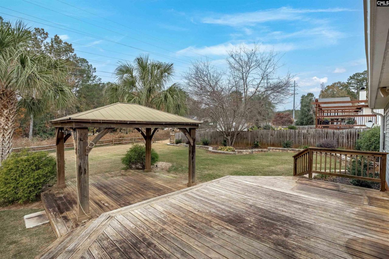 104 Silverstone Road Photo 37