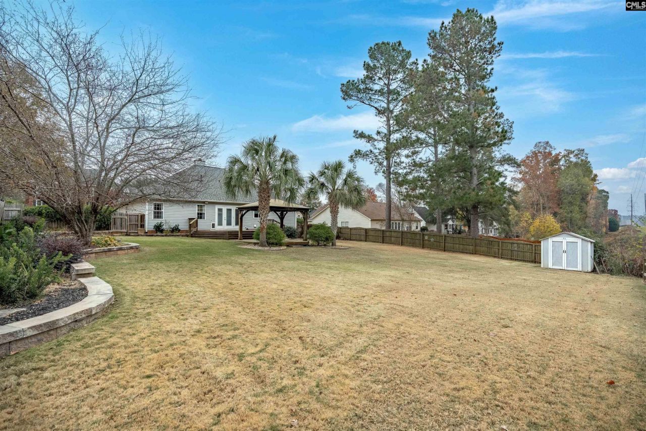 104 Silverstone Road Photo 39