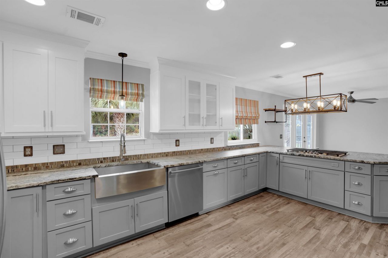 104 Silverstone Road Photo 7