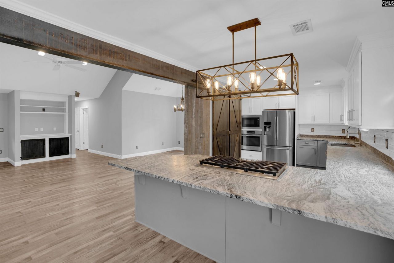 104 Silverstone Road Photo 9