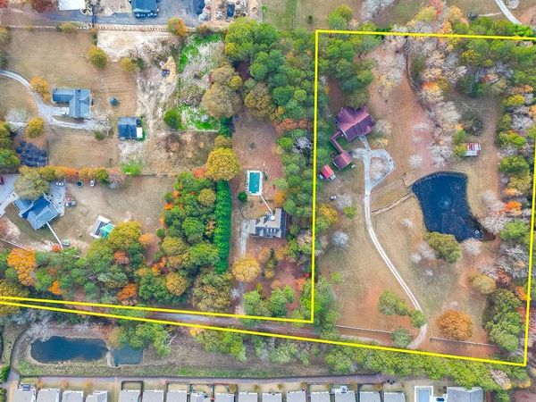 525 Cooper Road, Loganville, GA 30052