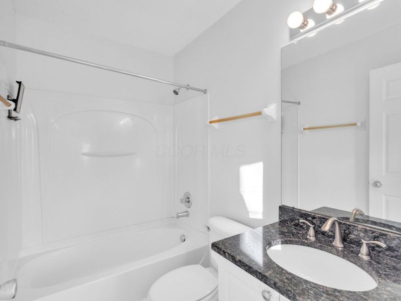 7156 W West Campus Road, Unit 28, New Albany, OH 43054 Photo 14