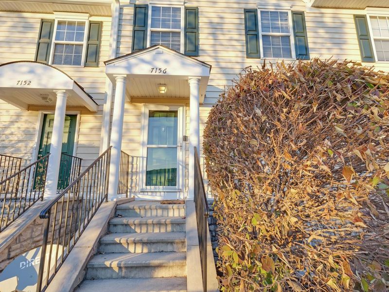 7156 W West Campus Road, Unit 28, New Albany, OH 43054 Photo 2