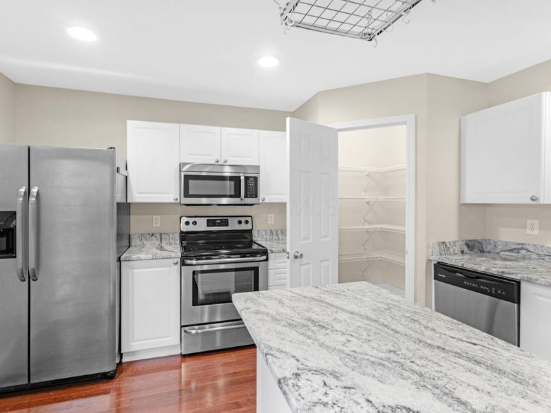 7156 W West Campus Road, Unit 28, New Albany, OH 43054 Photo 7