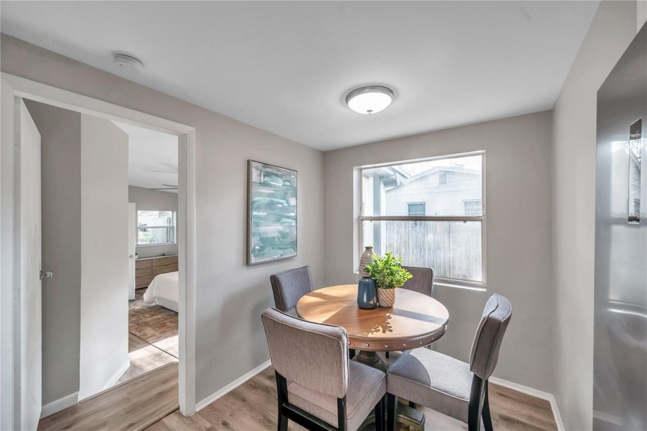 8100 5th Street N, Saint Petersburg, FL 33702 Photo