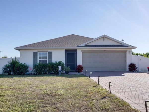 1728 S Gator CIR, CAPE CORAL, FL 33909