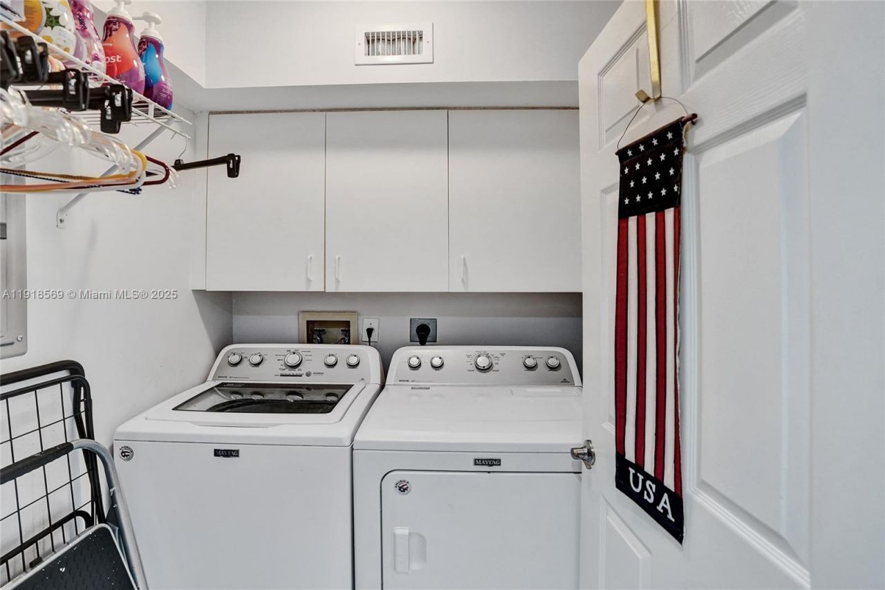 7760 Granville Dr, Unit 303, Tamarac, FL 33321 Photo